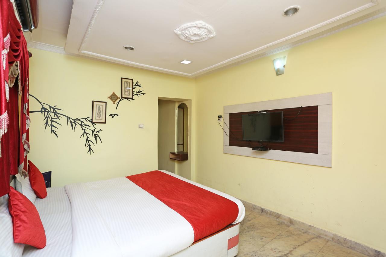 Oyo 4526 Jaydev Vihar Hotell Bhubaneswar Exteriör bild