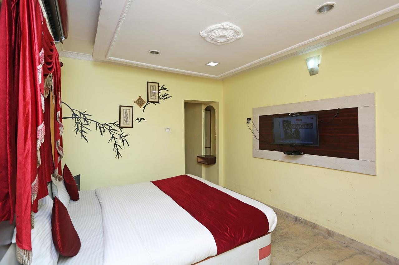 Oyo 4526 Jaydev Vihar Hotell Bhubaneswar Exteriör bild