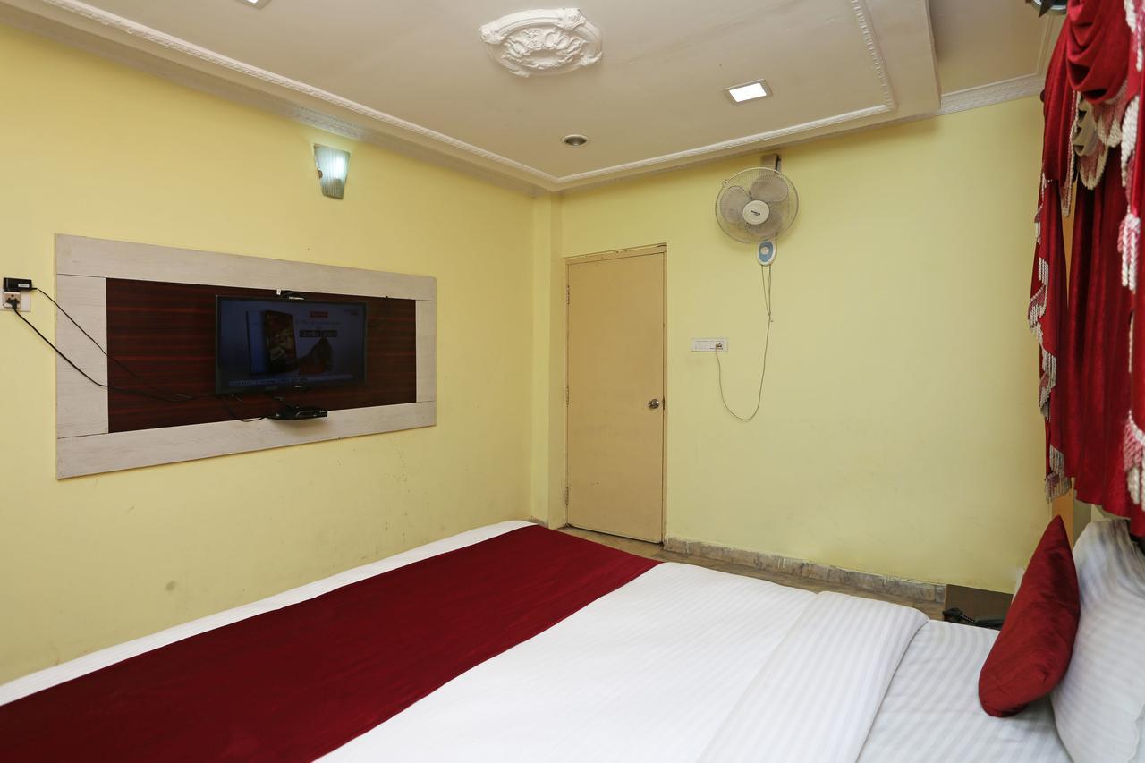Oyo 4526 Jaydev Vihar Hotell Bhubaneswar Exteriör bild