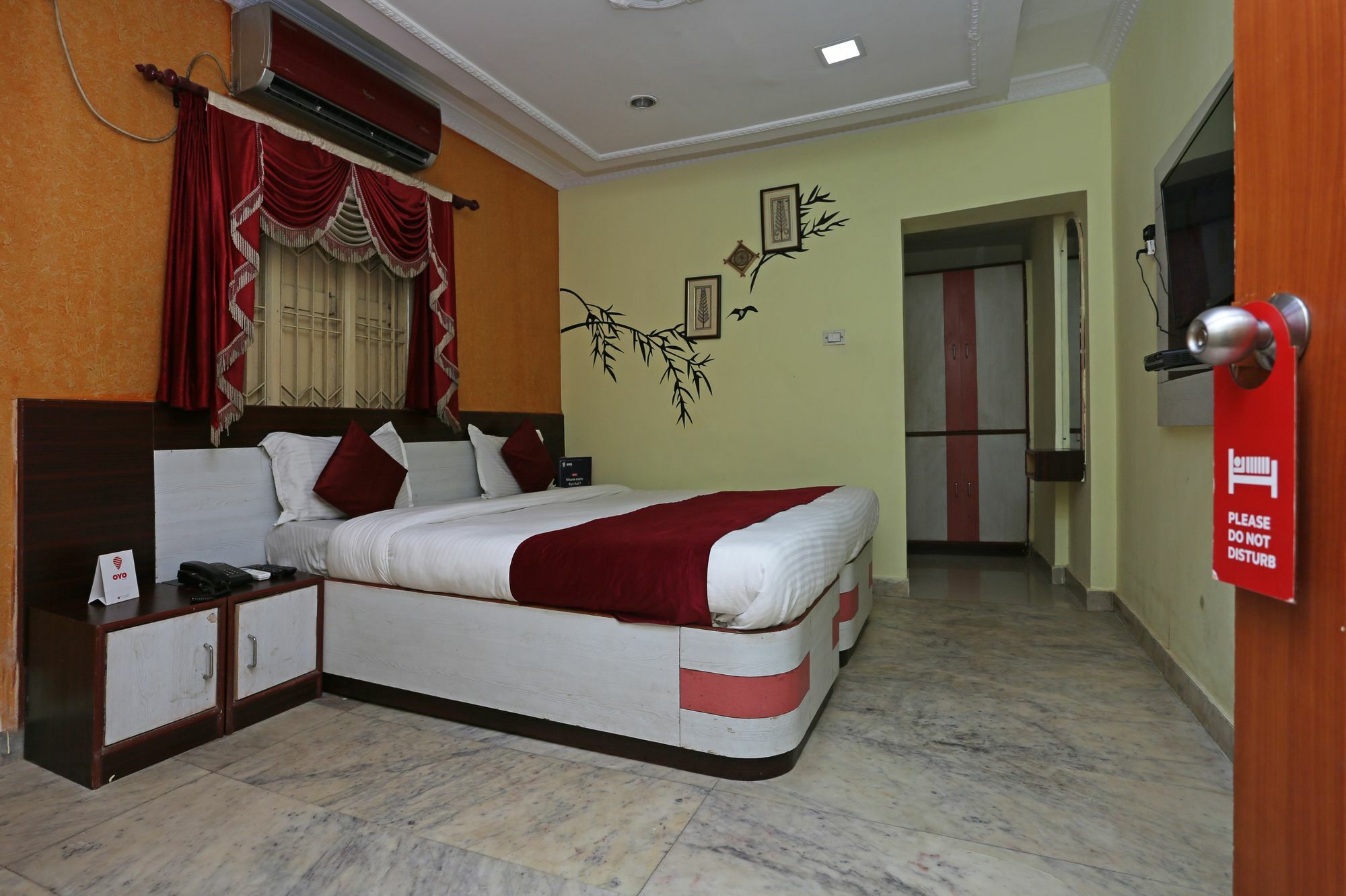 Oyo 4526 Jaydev Vihar Hotell Bhubaneswar Exteriör bild